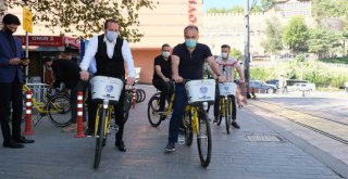Bursa'da paylaşımlı bisiklet dönemi