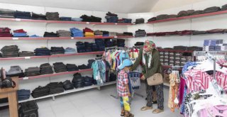 Mersin Büyükşehir Belediyesi, Kıyafet Evi'ni Hayata Geçirdi