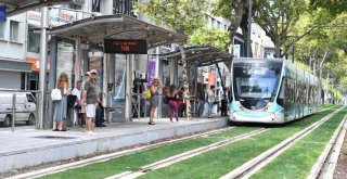 İzmir Tramvayı'nda ücretsiz internet dönemi yarın başlıyor