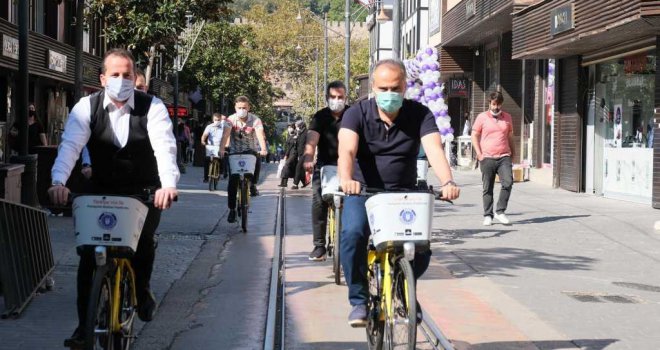 Bursa'da paylaşımlı bisiklet dönemi