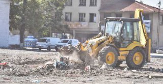 BAŞKENT METRUK YAPILARDAN TEMİZLENİYOR