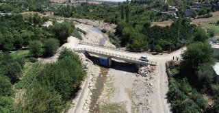 Kırsalda köprü ve menfez yapımları aralıksız sürüyor