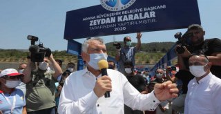 Her koşulda halka hizmet sürüyor