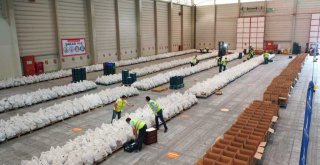 ​Biz Varız dayanışmasında 200 bin gıda paketi hedefi aşıldı