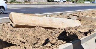 BAŞKENT'TE BETON ÜZERİNE AGAÇ DİKMİŞLER