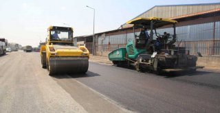 Büyükşehir'in asfalt hamlesi sanayi esnafın da işini kolaylaştırdı