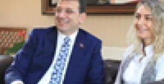 İMAMOĞLU ÇİFTİNDEN ÇOCUKLARA: 'BU ZOR GÜNLERİ, YARATICI FİKİRLERLE, HEP BERABER ATLATACAĞIZ'