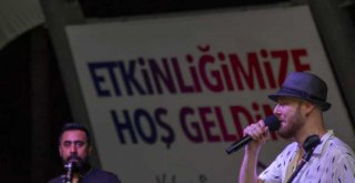 Büyükşehir'den YKS Sonrası Anlamlı Konser