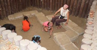 İnsanlık tarihine festival tadında yolculuk