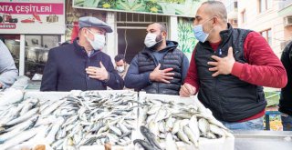 ​Soyer çifti pazar alışverişini Bayındır üreticisinden yaptı