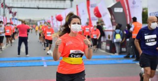 15. İSTANBUL YARI MARATONU'NU İBB'Lİ SPORCULAR BİRİNCİ TAMAMLADI