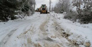 78 köy ve mahalle yolunda kar küreme çalışması yapıldı