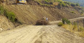 GÜNDOĞMUŞ'DA HEYELAN YAŞANAN YOL ONARILDI