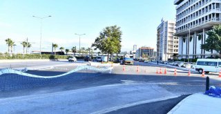 Atatürk Caddesi'nin Konak Pier bölümünde geçici trafik düzenlemesi başlıyor