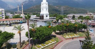 KEMER CUMHURİYET MEYDANI ARTIK BAMBAŞKA