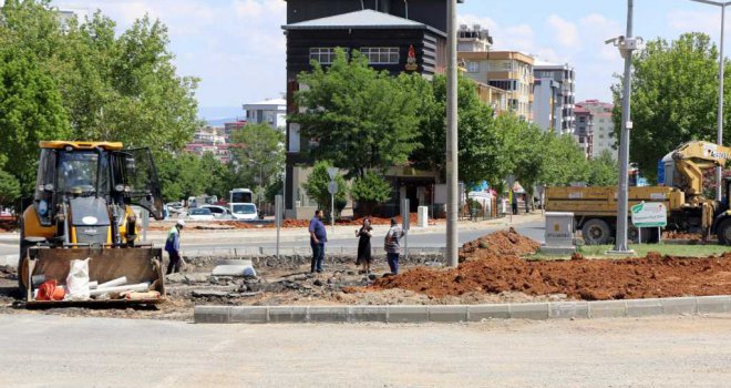 Büyükşehir'den kavşak düzenlemesi