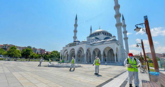 İBADETE AÇILACAK CAMİLERDE TEMİZLİK VE DEZENFEKSİYON