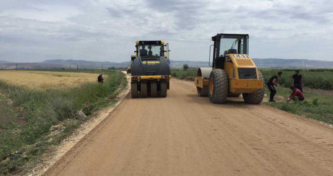 YOL YAPIM ÇALIŞMALARINDA HATAY BÜYÜKŞEHİR FARKI