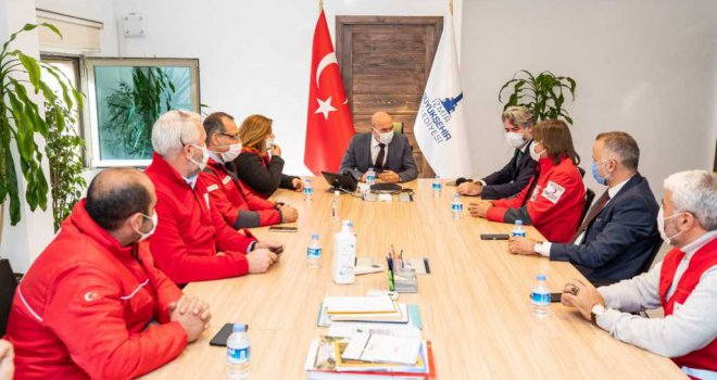 Başkan Tunç Soyer : 'Kızılayımıza sahip çıkacağız'
