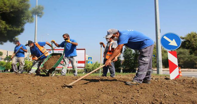 BÜYÜKŞEHİR'DEN KAVŞAKLARA ESTETİK DOKUNUŞ