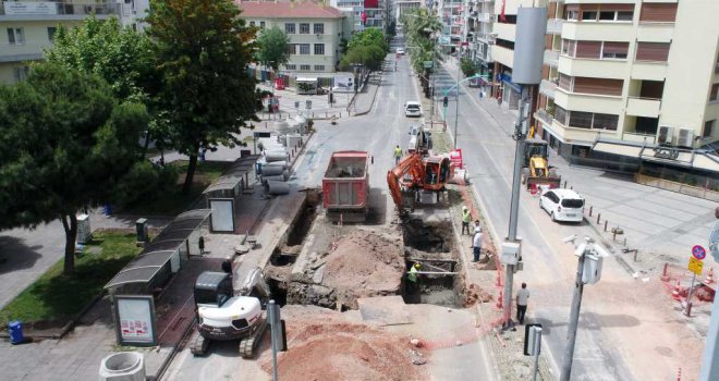 Talatpaşa Bulvarı’nda altyapı mesaisi