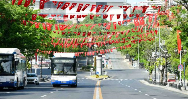 ANKARA'DA 19 MAYIS COŞKUSUNU EVLERE TAŞIYOR