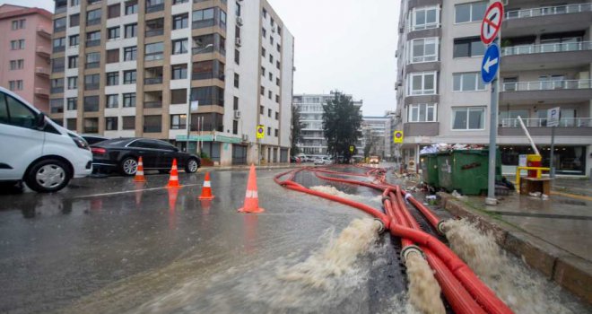 Başkan Soyer’den sel mağdurlarına destek açıklaması