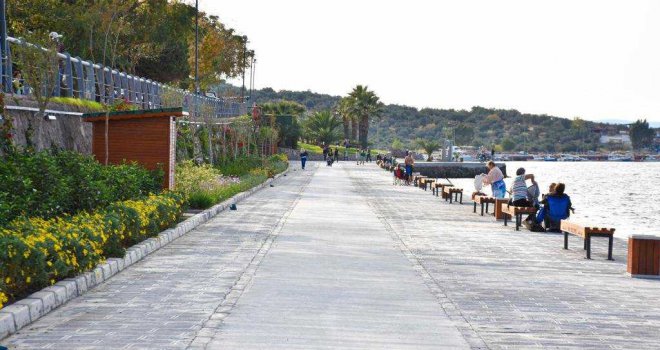 Büyükşehir Belediyesi ve İZSU’dan 3 turistik ilçeye tarihi yatırım