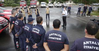 ANTALYA BÜYÜKŞEHİR BELEDİYESİ EKİPLERİ YARALARI SARMAK ÜZERE YOLA ÇIKTI