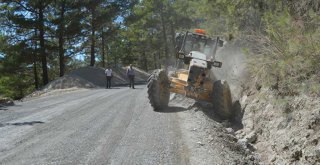 GAZİPAŞA SUGÖZÜ GRUP YOLU YENİLENİYOR