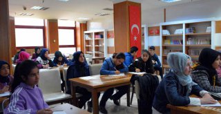 Yarıyıl Tatilinde Büyükşehir Kütüphaneleri Çalışıyor