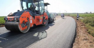 Yüreğir ve Karataş'ta asfalt hizmeti