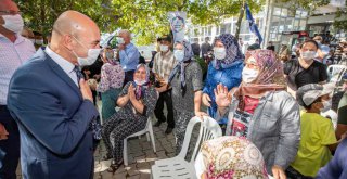 İzmir Büyükşehir Belediyesi’nden köylülere hijyen kiti ve gıda kolisi